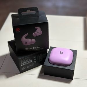 Beats by Dr. Dre - Beats Fit Pro True Wireless Noise Canceling Earbuds Purple